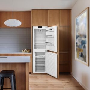 Montpellier MIFF550FF Integrated Frost Free Fridge Freezer - Image 3