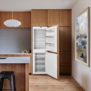 Montpellier MIFF505LF Integrated Low Frost Fridge Freezer - Image 3