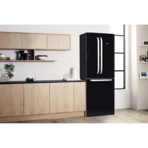 Hotpoint FFU3DK11 Freestanding Frost Free Fridge Freezer - Image 5