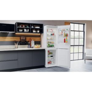 Hotpoint H5X82OW Freestanding Fridge Freezer - Image 7