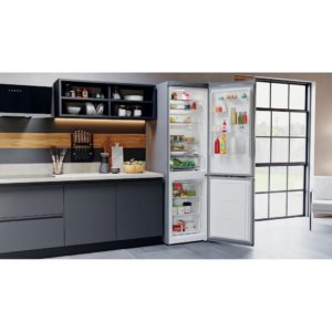 Hotpoint H9X94TSX Freestanding Fridge Freezer - Image 9