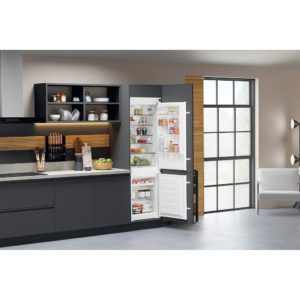 Hotpoint HTC18 T311 UK Integrated Fridge Freezer - Image 5