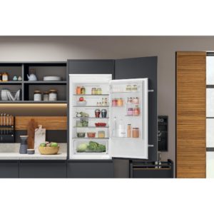 Hotpoint HTC18 T311 UK Integrated Fridge Freezer - Image 7