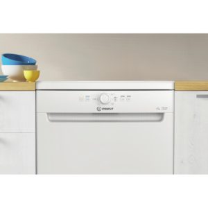 Indesit Dishwasher: full size, white colour - D2F HK26  UK - Image 5