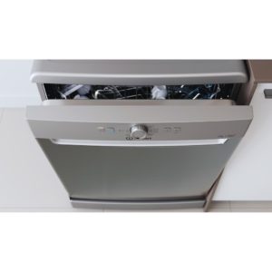 Indesit DFE 1B19 X UK Dishwasher - Silver - Image 9