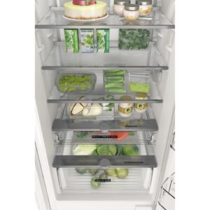 Whirlpool WHC20 T322 UK Built-In Fridge Freezer - Image 5