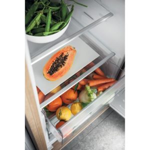 Hotpoint HS 18011 UK Integrated Fridge - Image 9