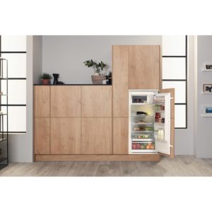 Hotpoint HSZ 12 A2D.UK 1 Integrated Fridge - Image 4