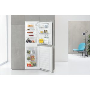 Whirlpool ART4550SF1 Integrated Fridge Freezer