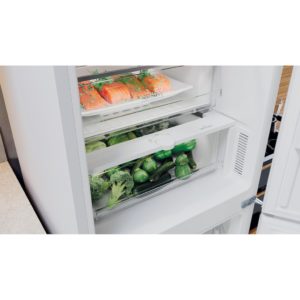 Hotpoint H7X93TW Freestanding Fridge Freezer - Image 9