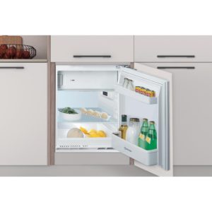 Indesit INBUF011 Built-Under Fridge with Ice Box - Image 3