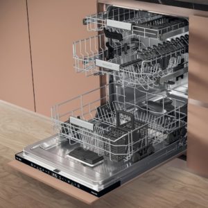 Hotpoint Hydroforce Full Size Built In Dishwasher - 14 Place Setting  - B Rated - H8I HT59 LS UK - Image 2