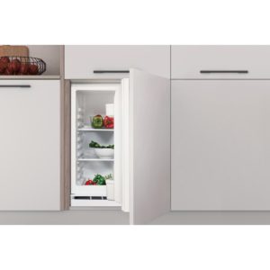 Indesit INBUL011.UK Undercounter Integrated Fridge - Image 4