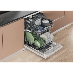 Hotpoint Full Size Freestanding Dishwasher - White - 15 Place Settings - C Rated - H7F HS41 UK - Image 4