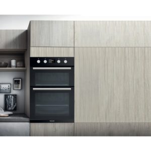 Hotpoint Class 2 DD2 844 C BL Built-In Oven - Black - Image 3