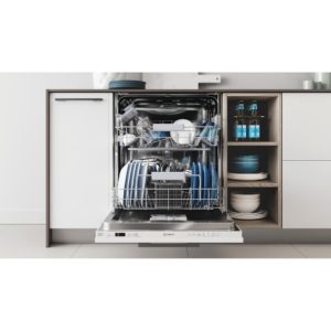 Indesit DIC3B16UK Integrated Dishwasher - Image 3