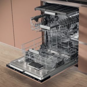 Hotpoint Full Size Built In Dishwasher - 15 Place Settings - C Rated - H7I HP42 L UK - Image 2