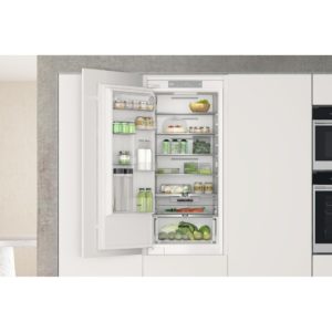 Whirlpool WHC20 T321 UK Built-In Fridge Freezer - Image 7