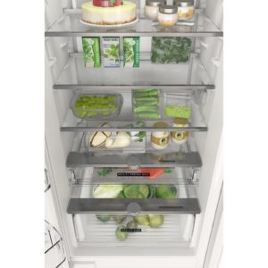 Whirlpool WHC20 T321 UK Built-In Fridge Freezer - Image 10