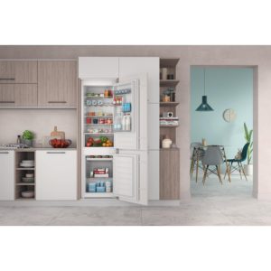 Indesit INC18D011B1 Built-In Fridge Freezer - Image 4