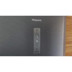 Hotpoint H7X93TSX Freestanding Fridge Freezer - Image 8