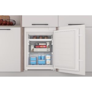 Indesit INC18T311 Built-In Fridge Freezer - Image 8