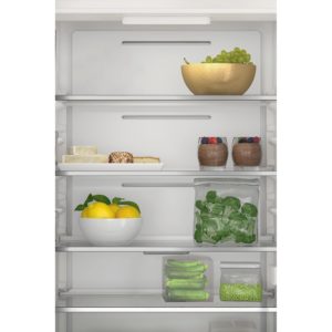 Whirlpool WHC18 T311 UK Built-In Fridge Freezer - Image 8