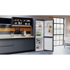 Hotpoint H5X82OSK Freestanding Fridge Freezer - Image 7