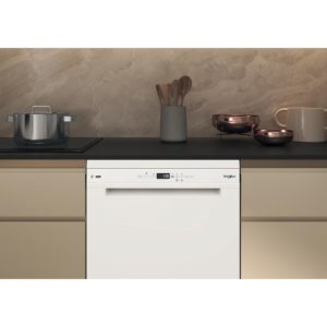 Whirlpool W7 HP33 UK Freestanding 15 Place Setting Dishwasher - Image 6