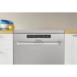 Indesit DFC2B16SUK My Time Dishwasher - Silver - Image 9