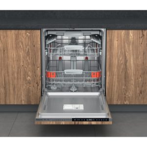 Hotpoint HIP 4O539 WLEGT UK Integrated Dishwasher - Image 3