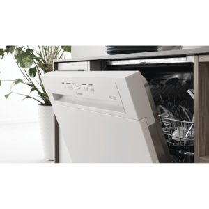 Indesit DBE 2B19UK Semi-Integrated Dishwasher - Image 7