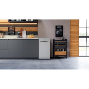 Hotpoint HF9E 1B19 S UK Slimline Freestanding Dishwasher - Image 5