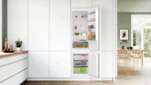 Bosch KIN96NSE0G, Built-in fridge-freezer with freezer at bottom - Image 3