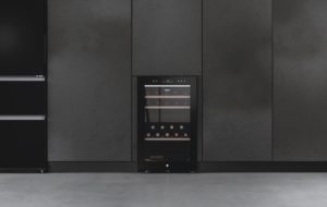 Haier HWS42GDAU1 42 Bottle Dual Zone Wine Cooler - Black - Image 4