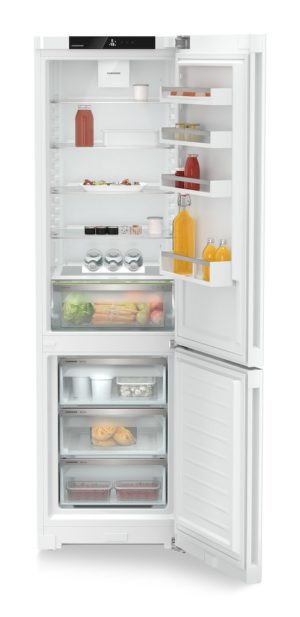 Liebherr CNd5703 Freestanding Fridge Freezer with EasyFresh and NoFrost - Image 2