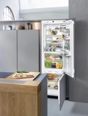 Liebherr ICBP3266 178cm Built-In Fridge Freezer - Image 4