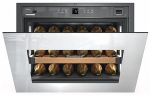 Liebherr WKEgw582 Built-In Wine Cabinet - Image 3