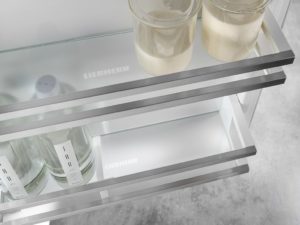 Liebherr SICNd5153 Fully Integrated Fridge-Freezer - Image 4