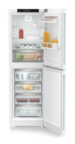 Liebherr CNd5204 Freestanding Fridge Freezer with EasyFresh and NoFrost - Image 2