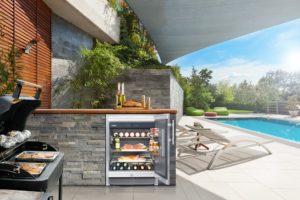 Liebherr Okes 1750 Outdoor Cooler - Image 2