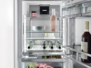 Liebherr ICBNd5183 Integrated Fridge Freezer with BioFresh, HydroBreeze, InfinitySpring and NoFrost - Image 7