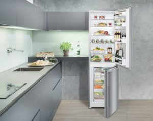 Liebherr CUel3331 55cm Wide Fridge Freezer - Image 3