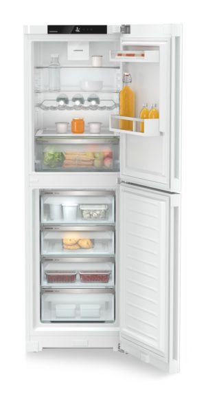 Liebherr CNd5224 Freestanding Fridge Freezer with EasyFresh and NoFrost - Image 2