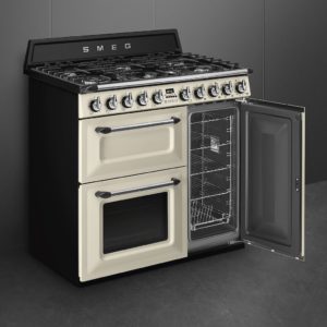 Smeg TR93P 90cm Victoria Dual Fuel Range Cooker, Cream - Image 4