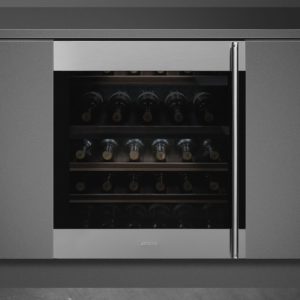 Smeg CVI338LX3 60cm Classic Undercounter Wine Cooler with Left Hand Hinge, Stainless Steel - Image 3