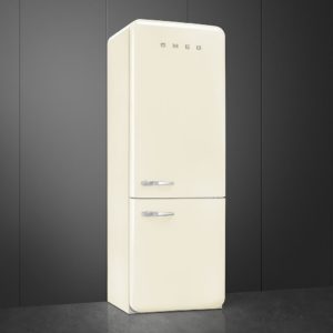 Smeg FAB38RCR5 70cm 50s Style Right Hand Hinge Fridge Freezer, Cream - Image 3