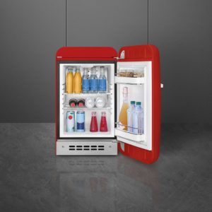 Smeg FAB5RRD5 40cm 50s Style Small Right Hand Hinge Minibar, Red - Image 3