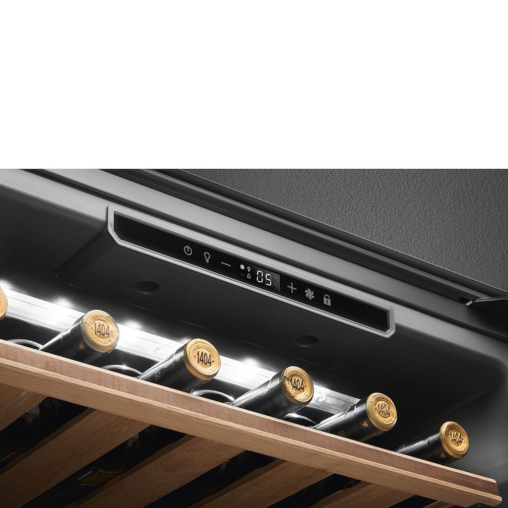 Smeg CVI121B3 45cm Linea Integrated Wine Cooler - Image 4