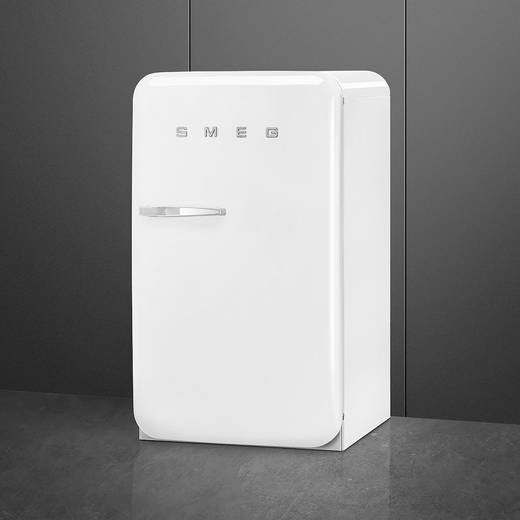 Smeg FAB10RWH5 55cm 50s Style Small Right Hand Hinge Fridge with Icebox - Image 4